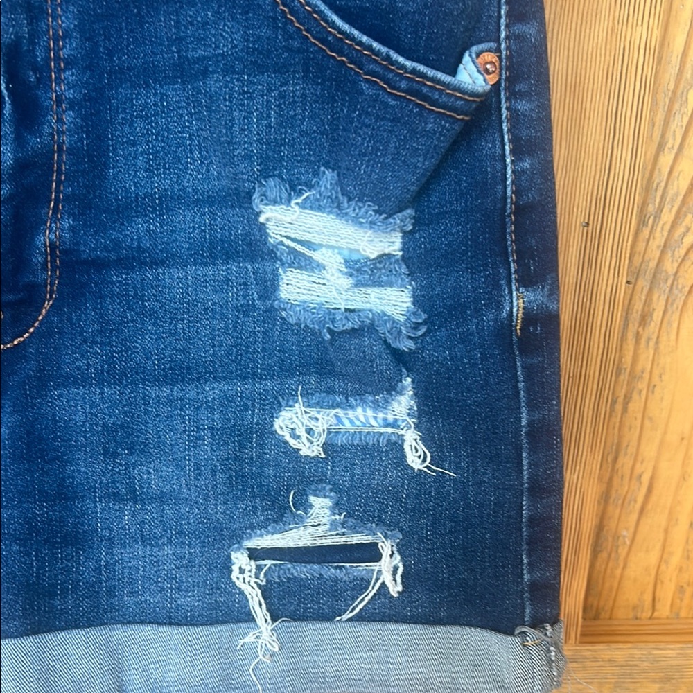 Wax Jeans Blue Distressed Jean Shorts with Cuffed Hem - Picture 3 of 9